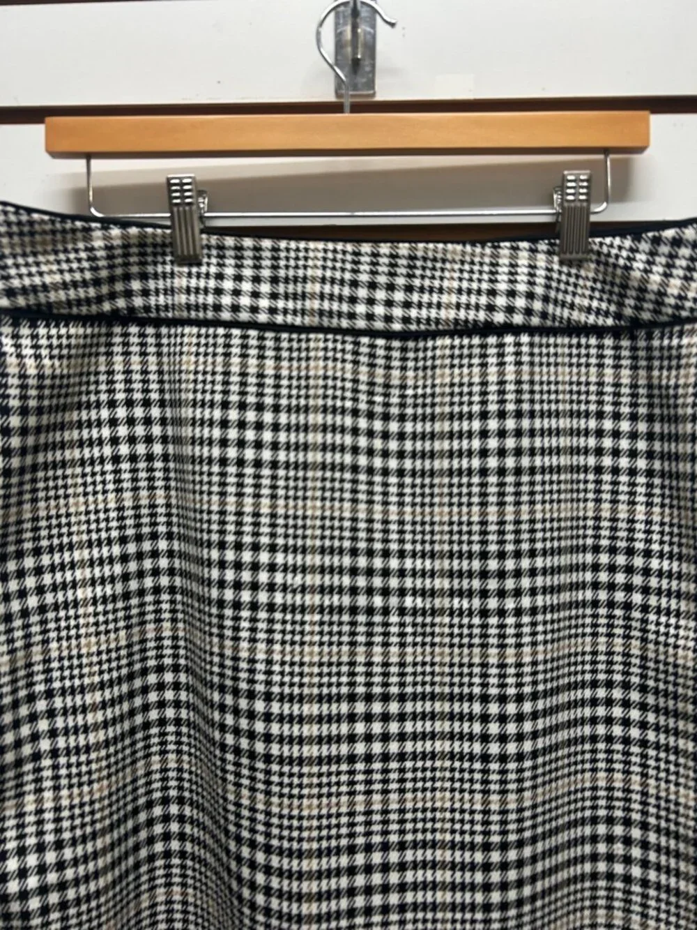 Banana Republic Tweed Black & White Plaid Pencil Skirt